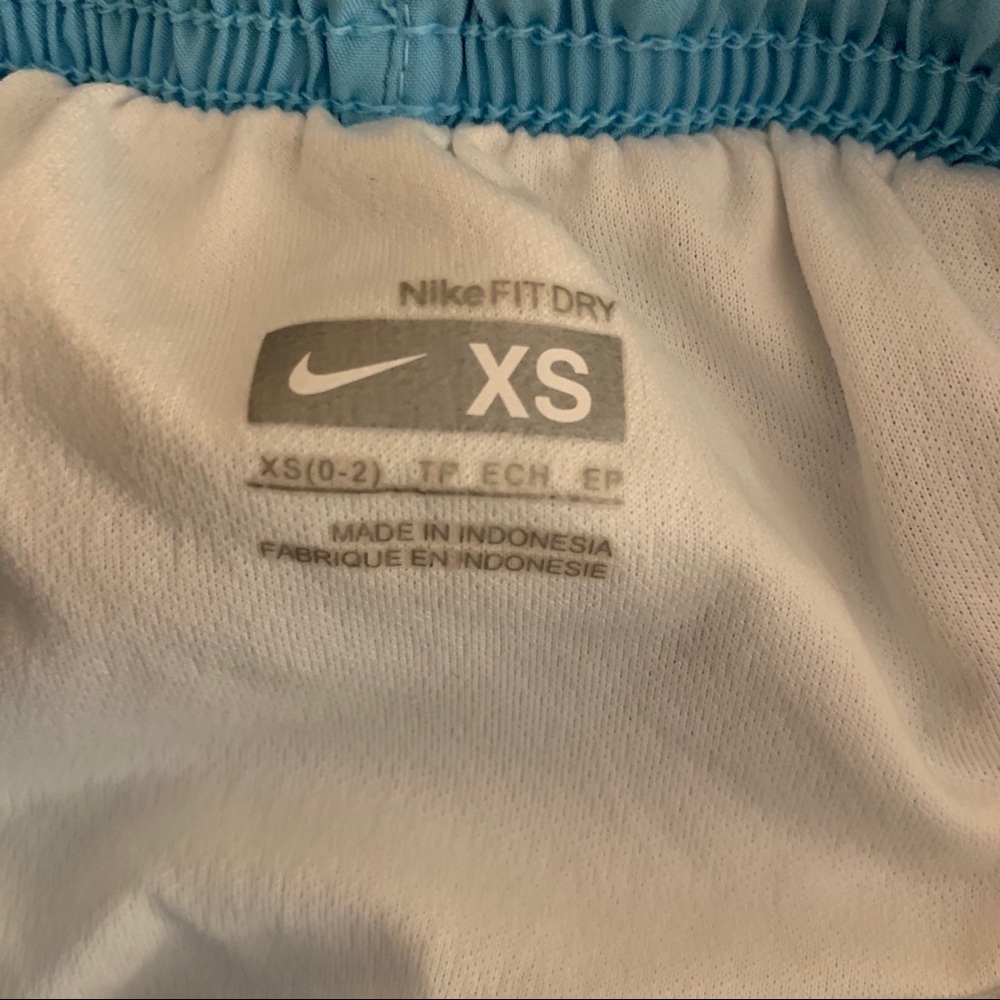 Nike Running Shorts - Picture 4 of 4